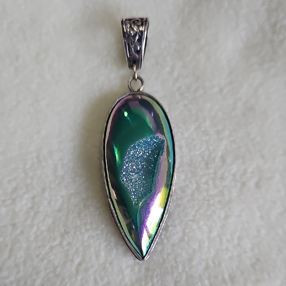 Drusy Quartz Pendant/Slide